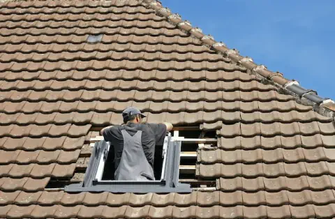 Pose de velux - Saint-Guinoux